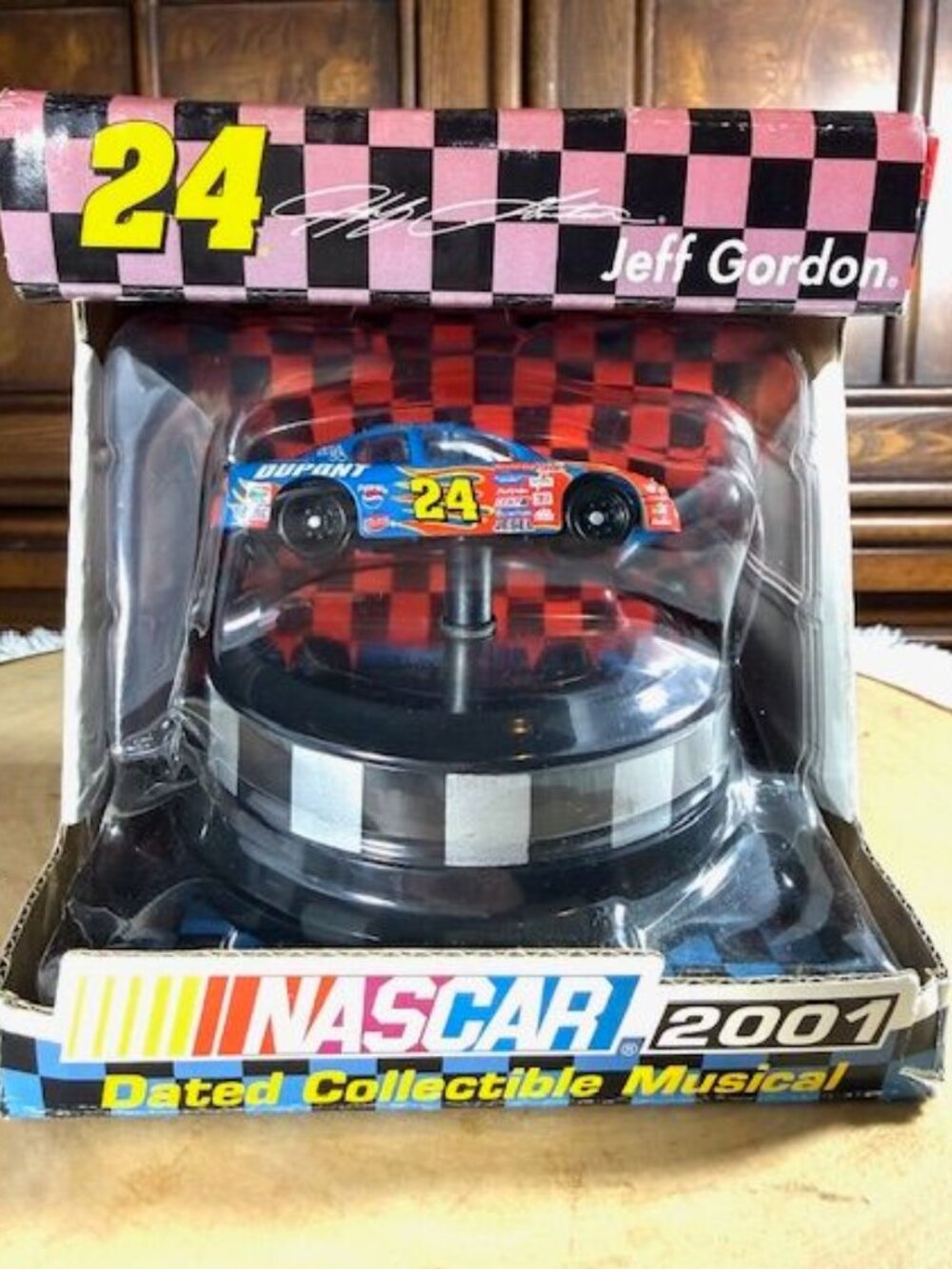 Vintage NASCAR 24 Jeff Gordon 2001 Dated Collectible Musical